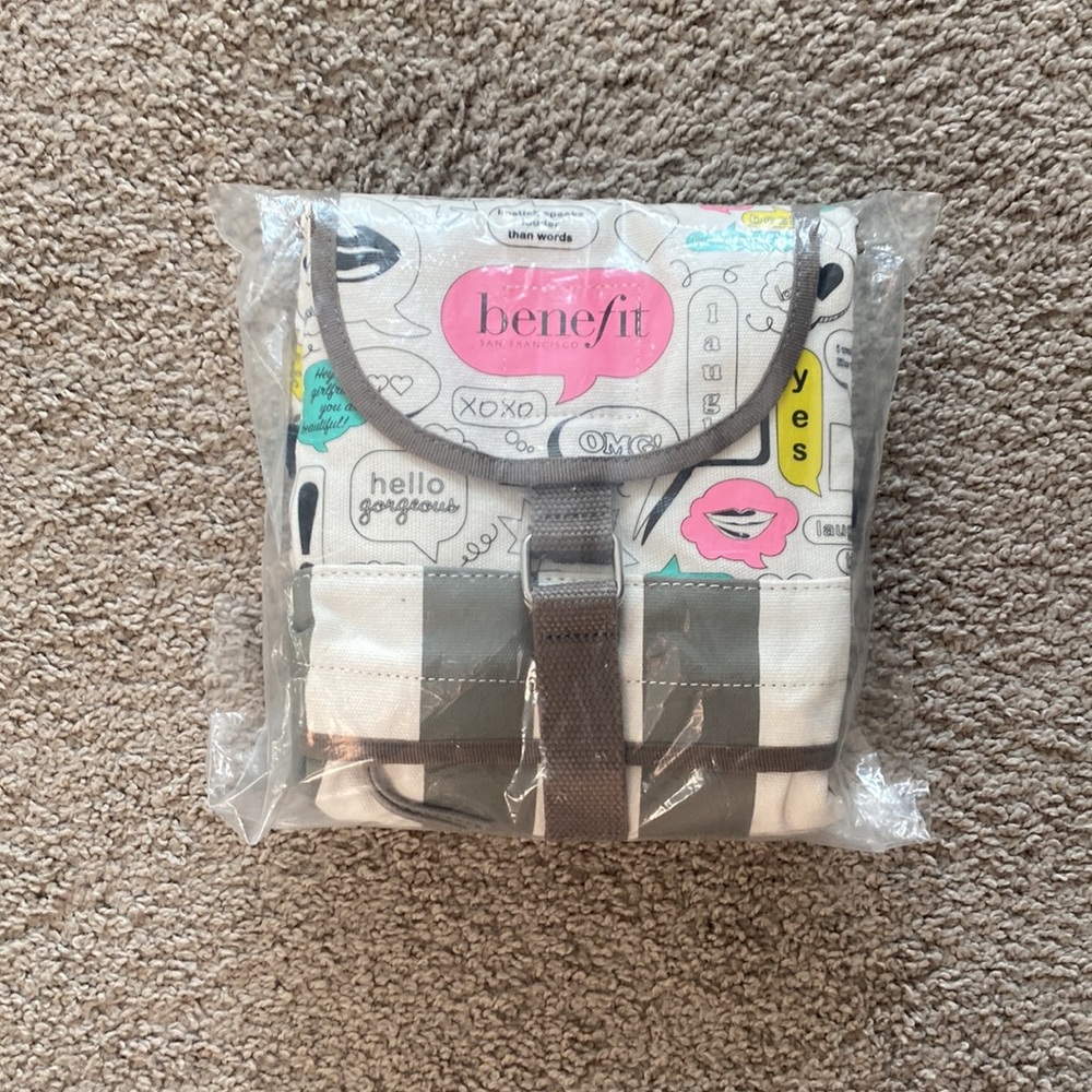 Benefit Cosmetics Backpack - Picture 2 of 3